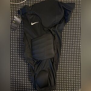 Nike - NWT Boys Football Pants
